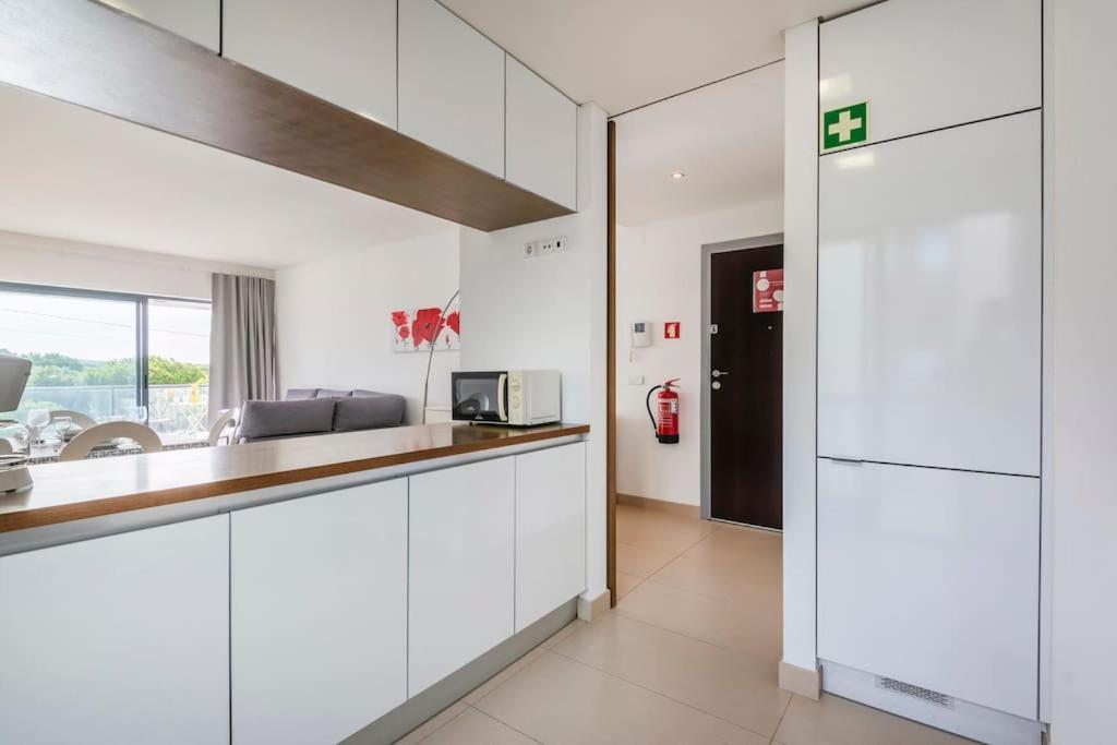 Cavalo Preto Premium Stays Quarteira Esterno foto