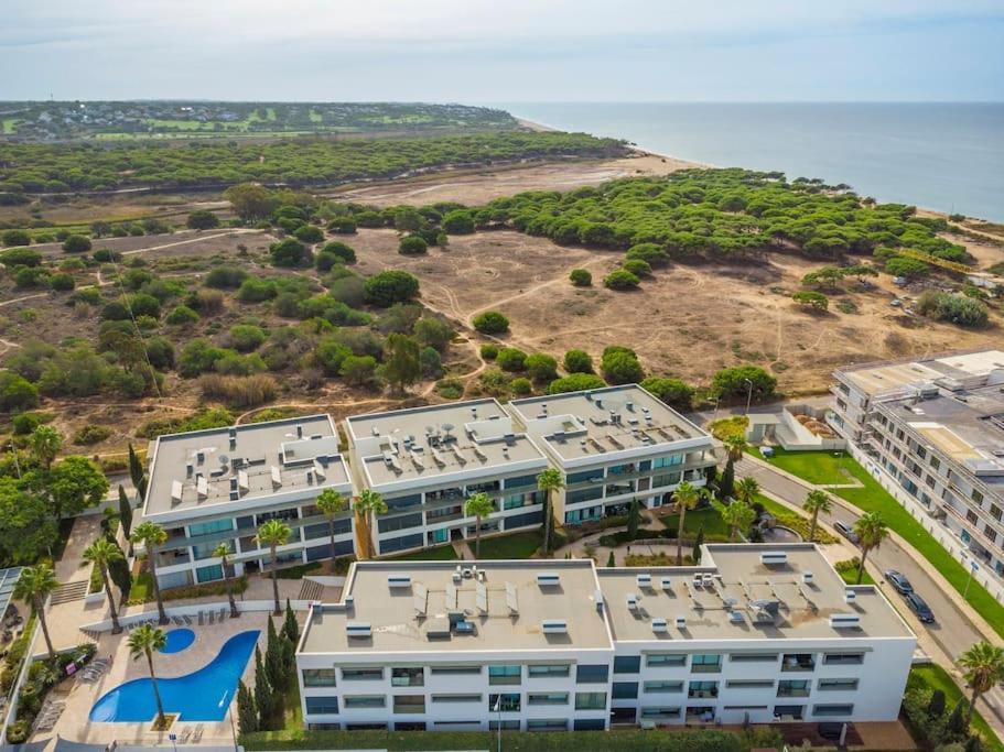 Cavalo Preto Premium Stays Quarteira Esterno foto